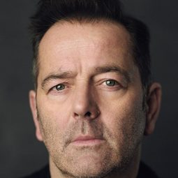 James Doherty - The Forgotten演員 飾演Martin