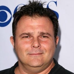 Jeremy Ratchford - The Barber演員 飾演Sheriff Corgan