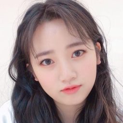 Han Bo-bae 飾演 Yu-Sun