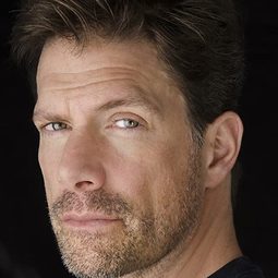 Jason Brooks - Keeping Up with the Randalls演員 飾演Uncle Tim