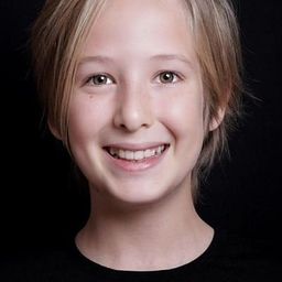 Deniz Erayvaz 飾演 Matias