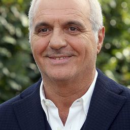 Giorgio Panariello 飾演 Paolo Molinari