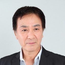 田村亮 飾演 