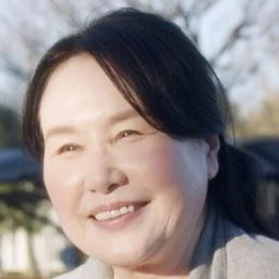 大島蓉子 飾演 