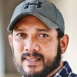 薩布蒙·阿布杜薩瑪德 飾演 Jayesh Nair