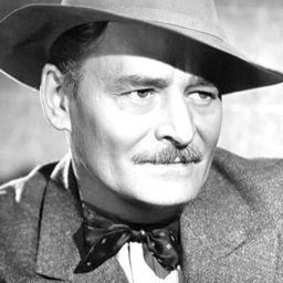 Roman Bohnen 飾演 Candy