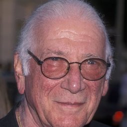 Jerry Goldsmith 飾演 Self