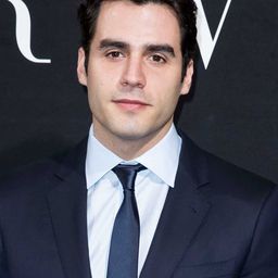 Ben Cura - 泰德：失落的探險與翠綠石碑演員 飾演Rayan (voice)