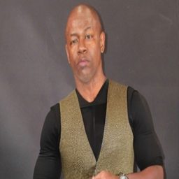 John West Jr 飾演 Banger