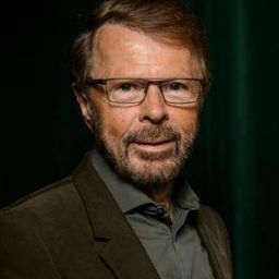 Björn Ulvaeus 飾演 Self