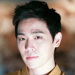 李東河 飾演 Park Cheol-woo