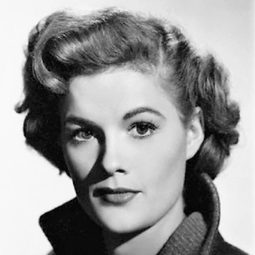 Jean Hagen 飾演 Freeda Daniels