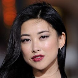 朱珠 飾演 Chi Chi