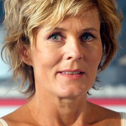 Kjersti Holmen 飾演 Else Beate