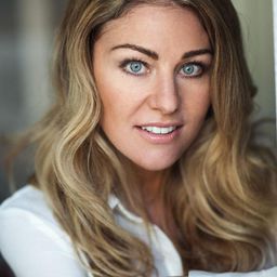 Nadine Arents 飾演 Chantal