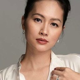 Đỗ Thị Hải Yến 飾演 Mui