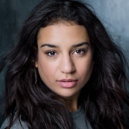 Lucie Shorthouse 飾演 Pritti Pasha