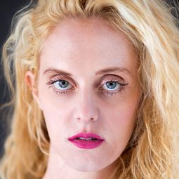 Lydia Hourihan - 屍虐實驗室演員 飾演Conway