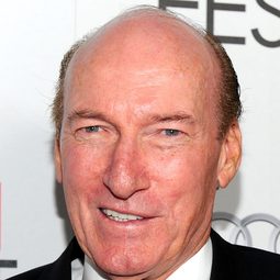 艾德·勞特 - Chief Zabu演員 飾演Skip Keisel