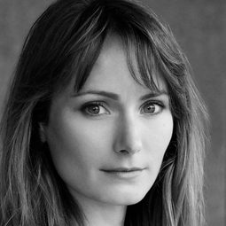 Anna Madeley 飾演 Marie Stahlbaum