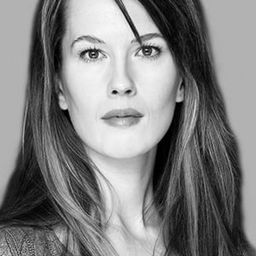 Elin Klinga 飾演 Marketta