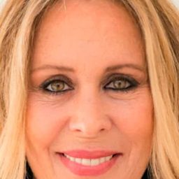 Miriam Díaz-Aroca 飾演 Estrella