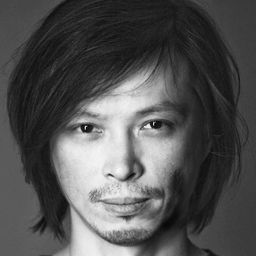 田中 フミヤ 飾演 D.J.