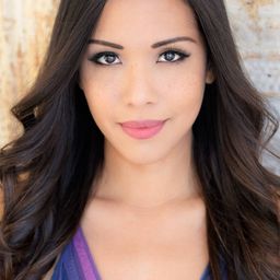 Akari Endo 飾演 Livia