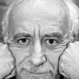 Nicola Pistoia - Family Express演員 飾演Franco