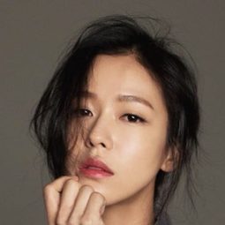 景收真 飾演 Ahn Geo-ul