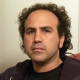 Javier Corcuera - 看不見的人導演