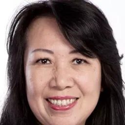 妲優維贊托 飾演 Melly's Mother