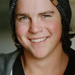 凱西·杜波依斯 飾演 Curtis