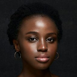 瑪薩莉·巴杜札 飾演 Fumbe