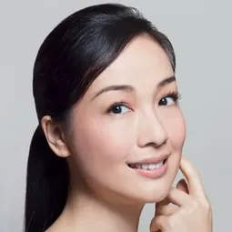 江美儀 飾演 Wife of Cherr's Boss