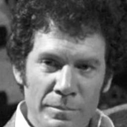 Alan Feinstein 飾演 Franek