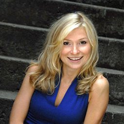 Emma Taylor-Isherwood - Who Gets the House?演員 飾演Heidi Reece