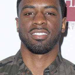 馬利克·巴齊爾 - 灼沙演員 飾演Dwight