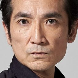 奧田達士 飾演 Narutaki