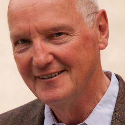 Christian Hoening 飾演 Polizeidienststelle (voice)