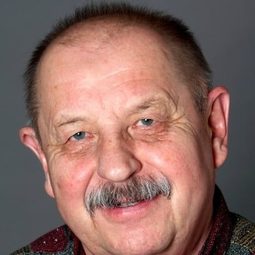 Oldřich Vlach 飾演 rádce Tvrdolín