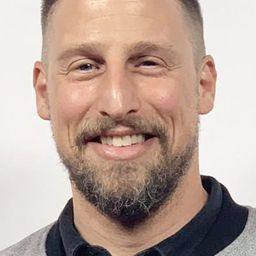 Craig Blair - Bad Frank演員 飾演Butch