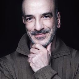 Rabah Ameur-Zaïmeche 飾演 Bélissard