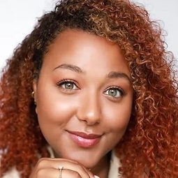 Noël van Kleef 飾演 Allegra