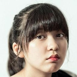 安徐賢 飾演 Mija
