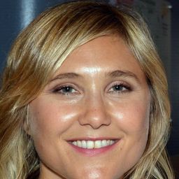 Bérengère Krief 飾演 La patiente de Stéphane