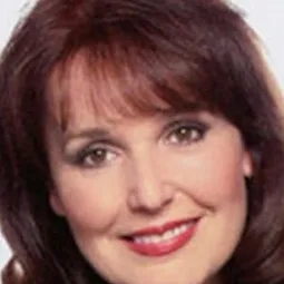 Mary Jo Faraci 飾演 Sandy's Mom