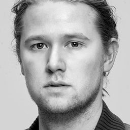 Ole Christoffer Ertvaag 飾演 