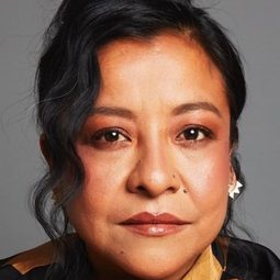 莫妮卡·迪卡門 飾演 Teresa / Self