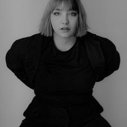 Bineta Hansen - 郎心如狗演員 飾演Emi